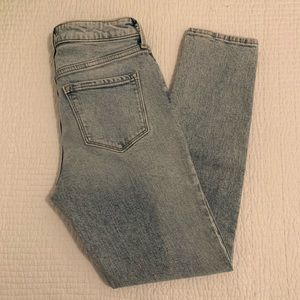 Old Navy Power Slim Straight (Size 4) $30